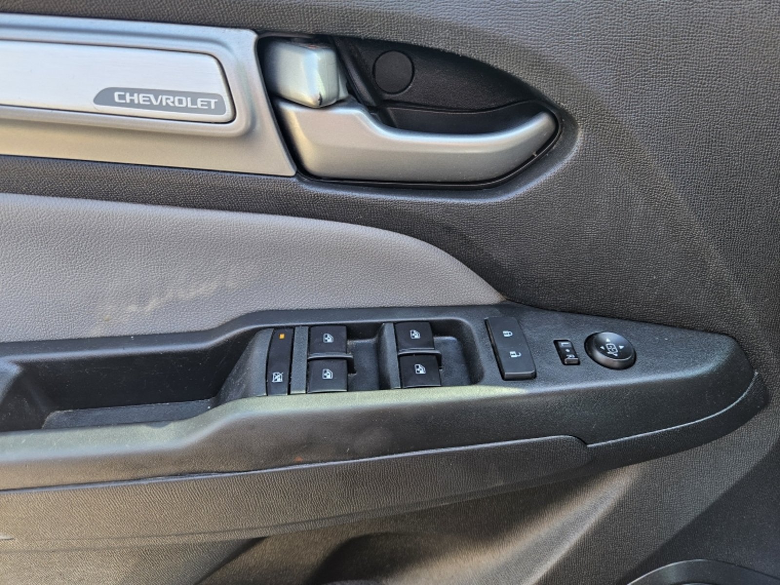 CHEVROLET COLORADO 2.8 LT AT 4X4 DIESEL 2023 - Imagen 12 de 20