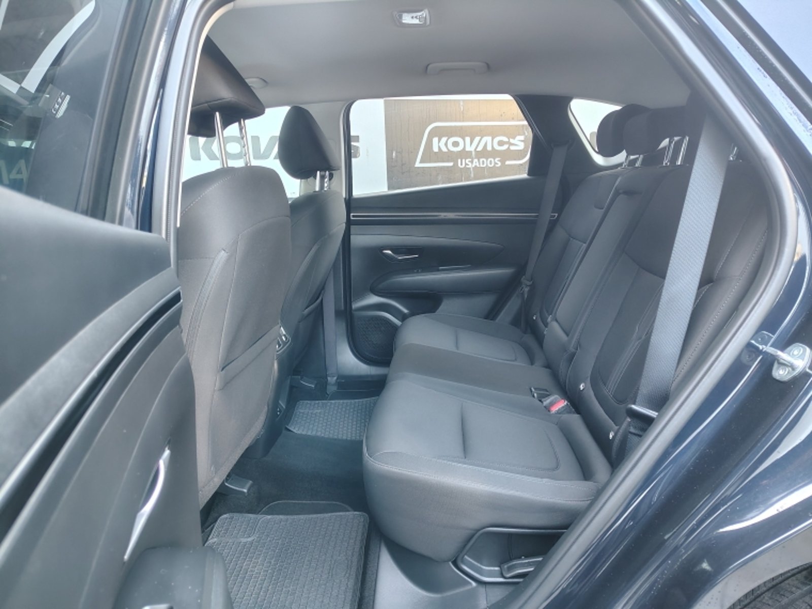 HYUNDAI TUCSON 2.0 NX4 PLUS  AT 2024 - Imagen 8 de 17