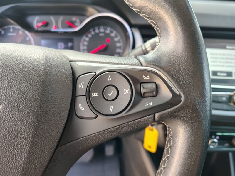 Opel CROSSLAND 1.2T EDITION AT 2024 - Imagen 17 de 19
