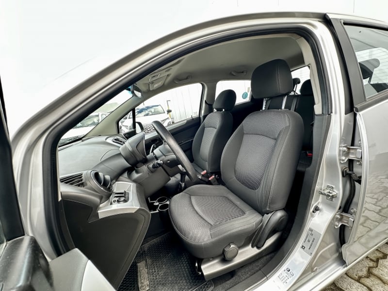 Chevrolet SPARK GT GT 1.2 LT 2020 - Imagen 9 de 18