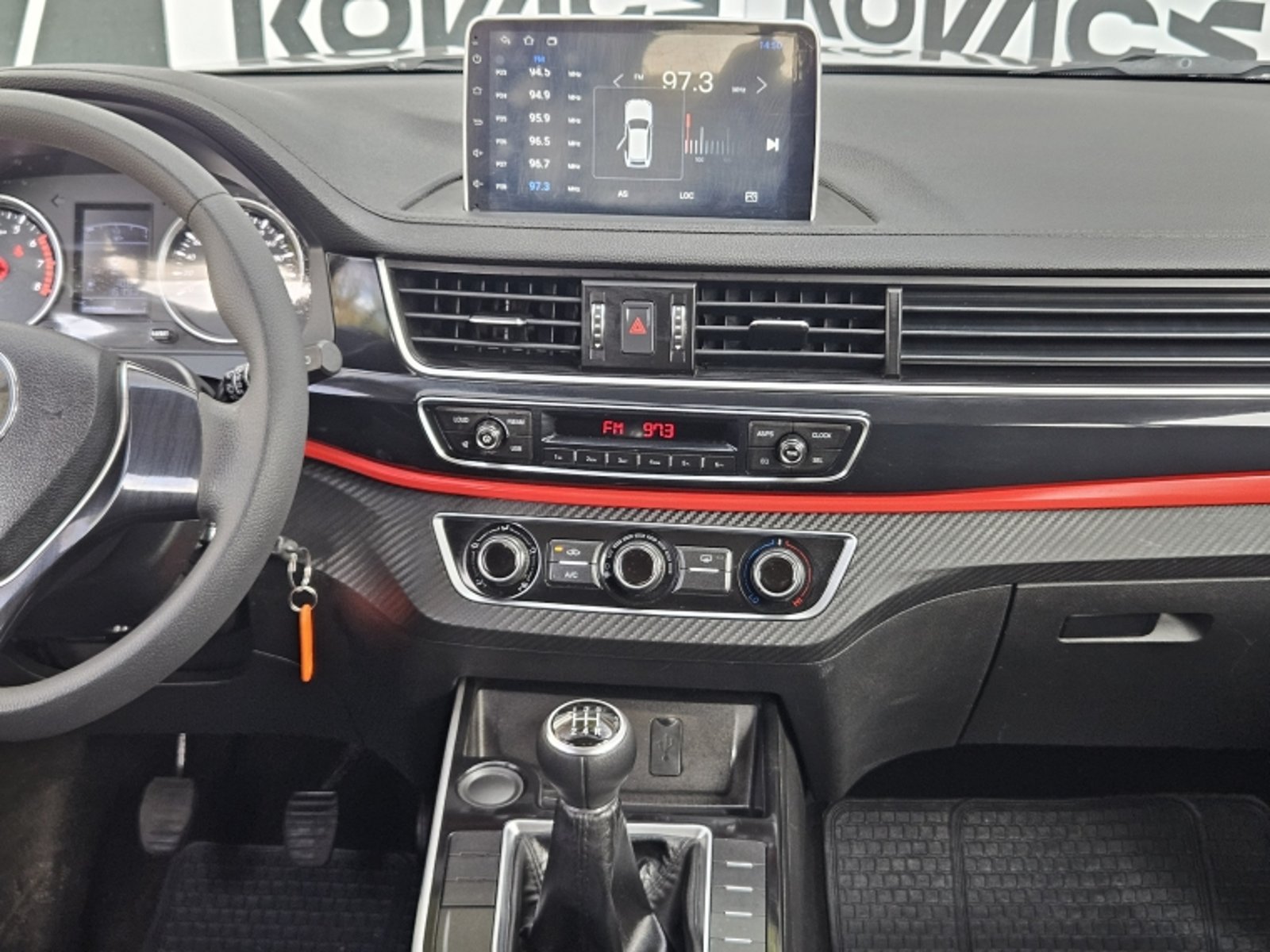 Dongfeng JOYEAR 1.6 LUXURY MT SX5 2022 - Imagen 10 de 18