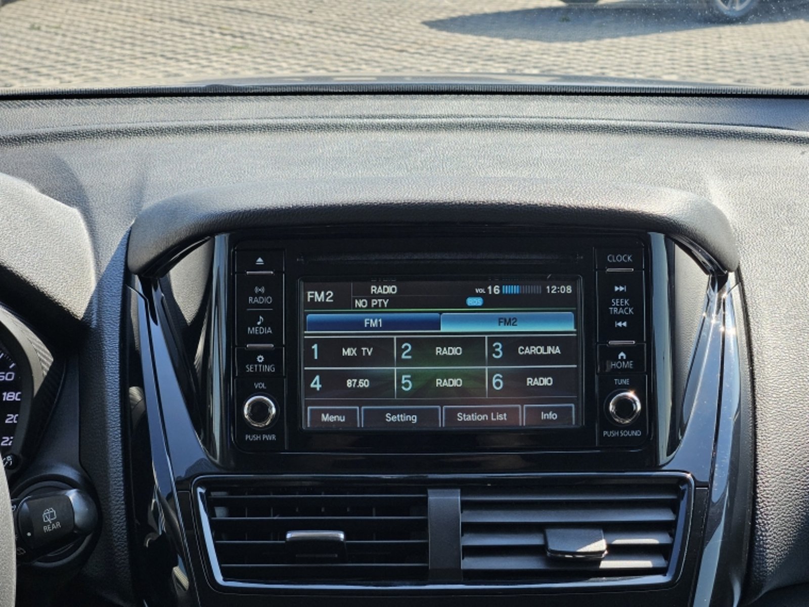 MITSUBISHI ECLIPSE CROSS RX AT 1.5 2023 - Imagen 10 de 19