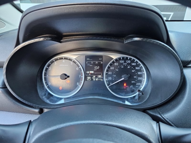 Nissan VERSA 1.6 SENSE AT 2022 - Imagen 13 de 18