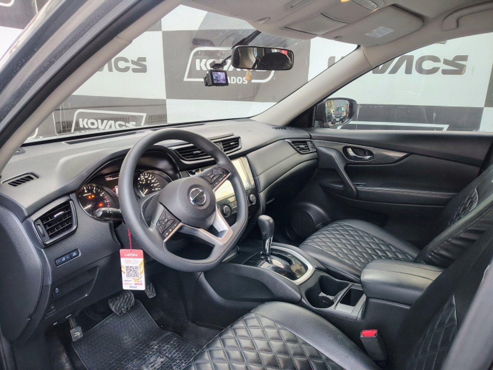 NISSAN X-TRAIL 2.5 SENSE  AT 2021 - Imagen 12 de 19