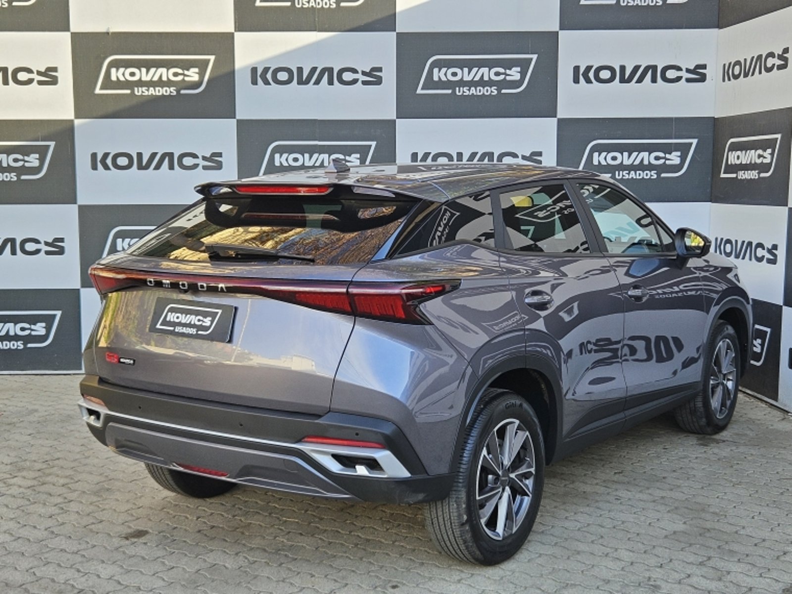 OMODA C5 1.5 T COMFORT AT 2025 - Foto 5 de 19