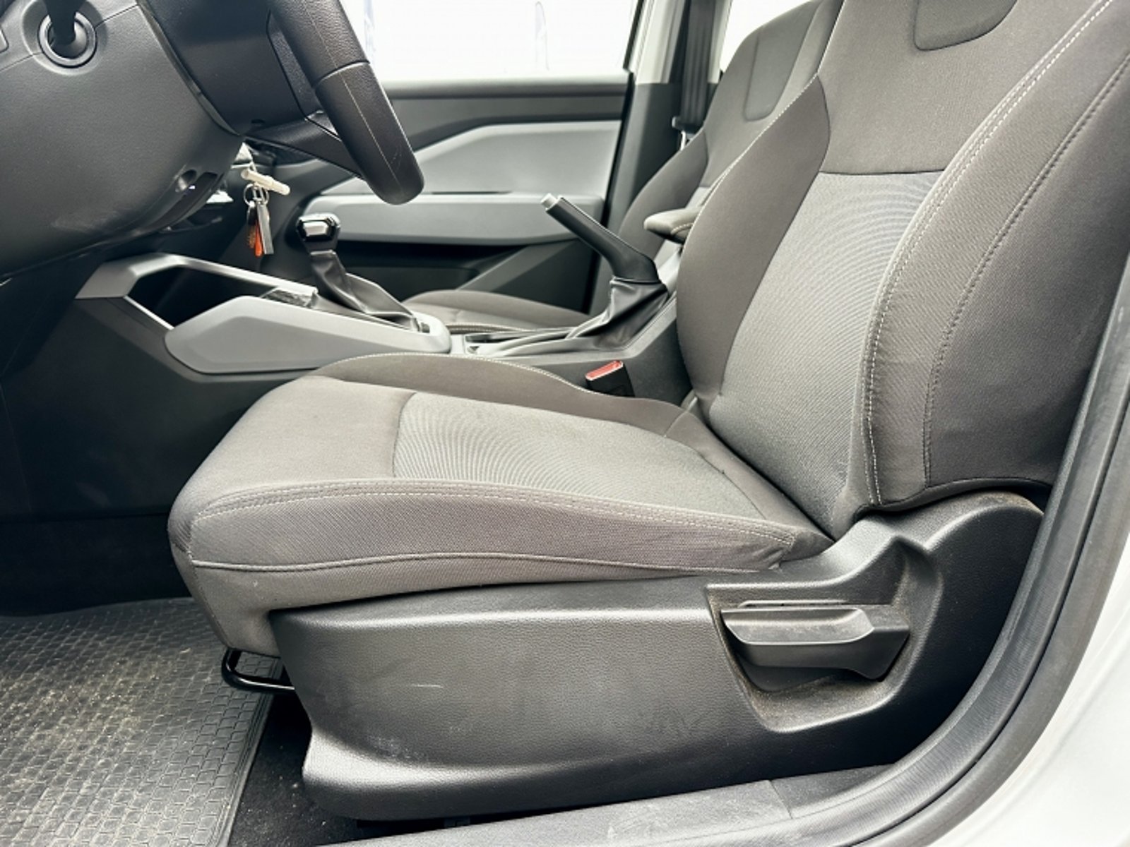 Chevrolet SAIL SAIL NB CVT 1.5 2024 - Imagen 15 de 17