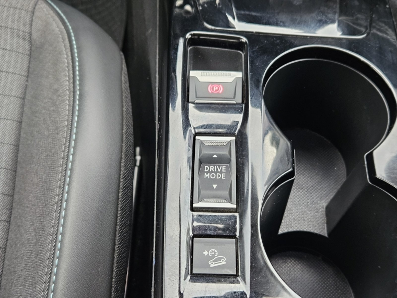 PEUGEOT 2008 1.2 ALLURE PACK PURETECH 130 AT 2008 - Imagen 14 de 20