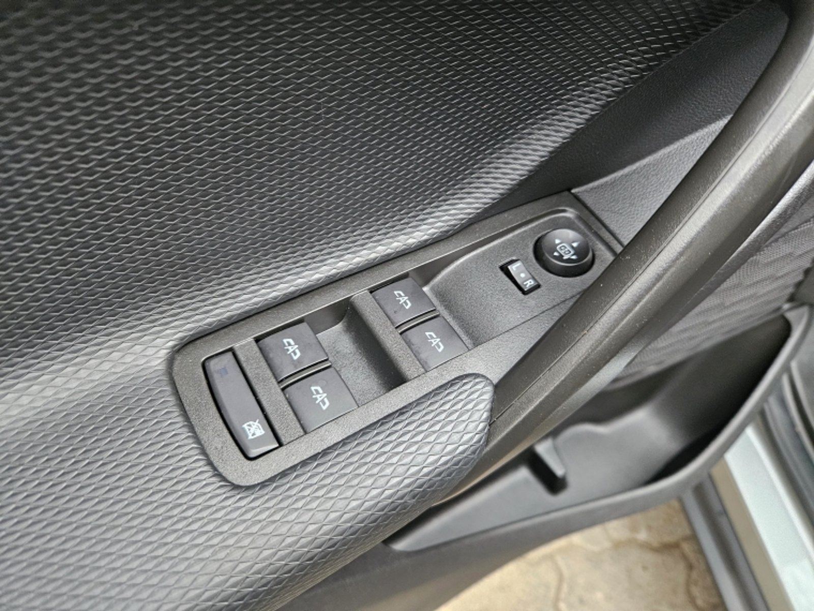 Chevrolet TRACKER 1.2T LTZ AT 2025 - Imagen 14 de 19