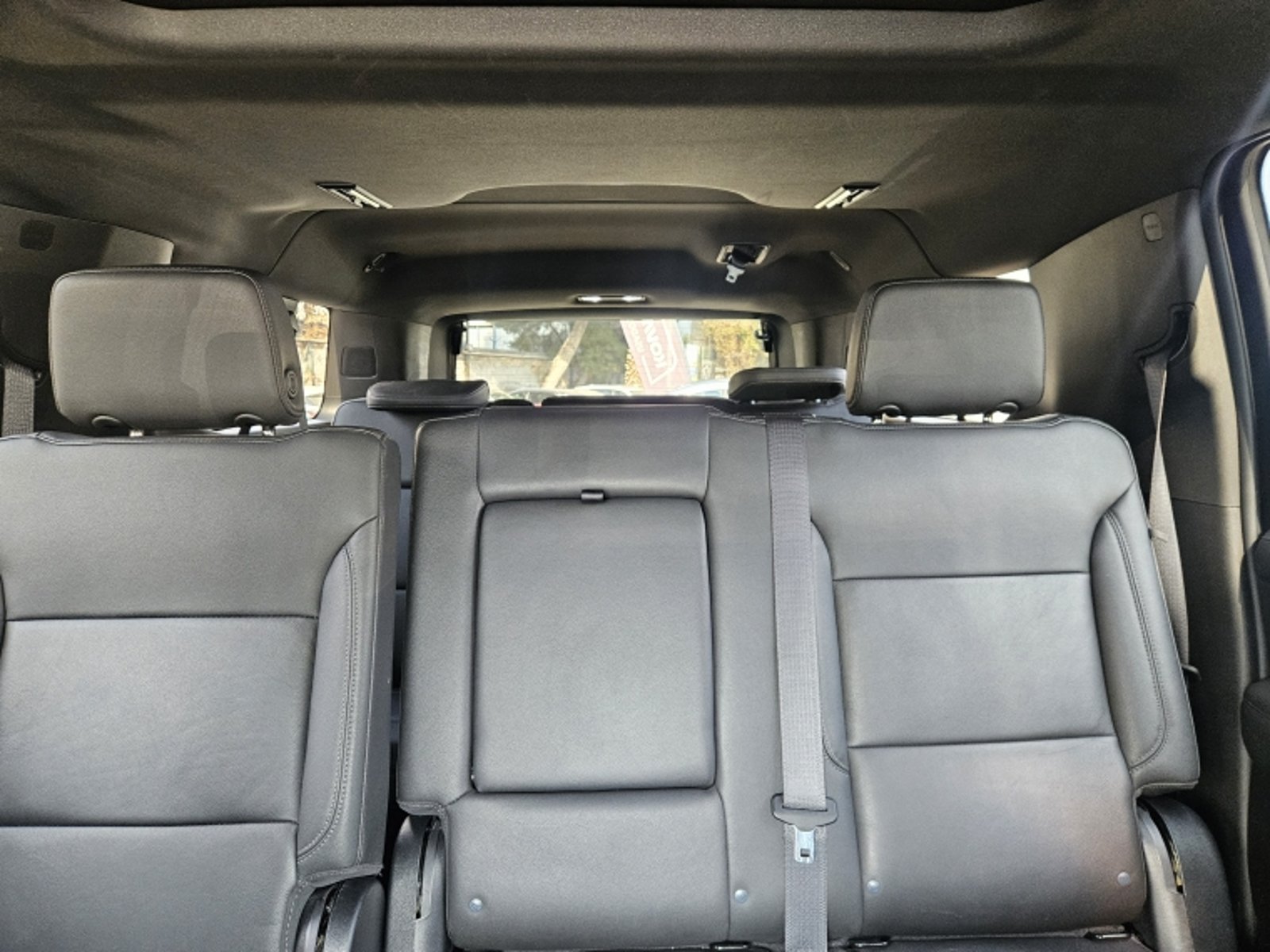 CHEVROLET SUBURBAN Z71 4X4 5.3 AUT 2023 - Imagen 18 de 20