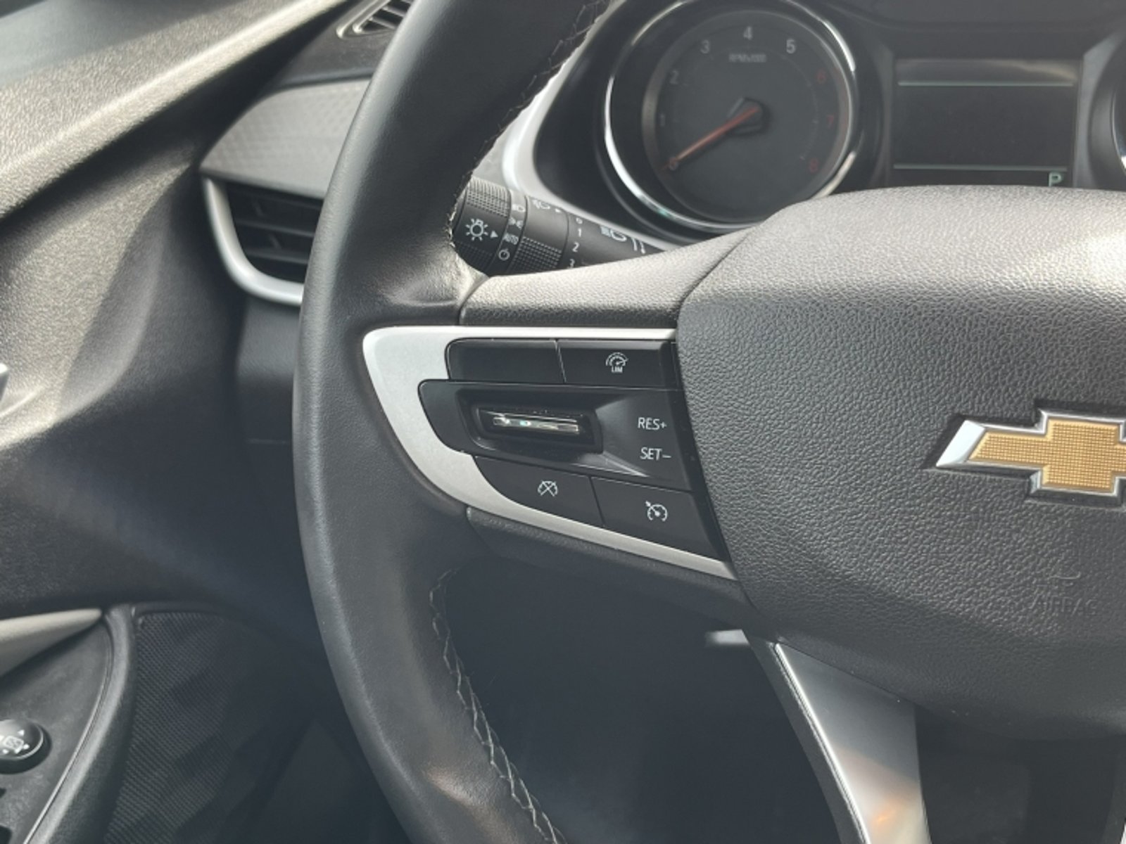 CHEVROLET ONIX ONIX NB 1.0 AUT 2024 - Imagen 18 de 20