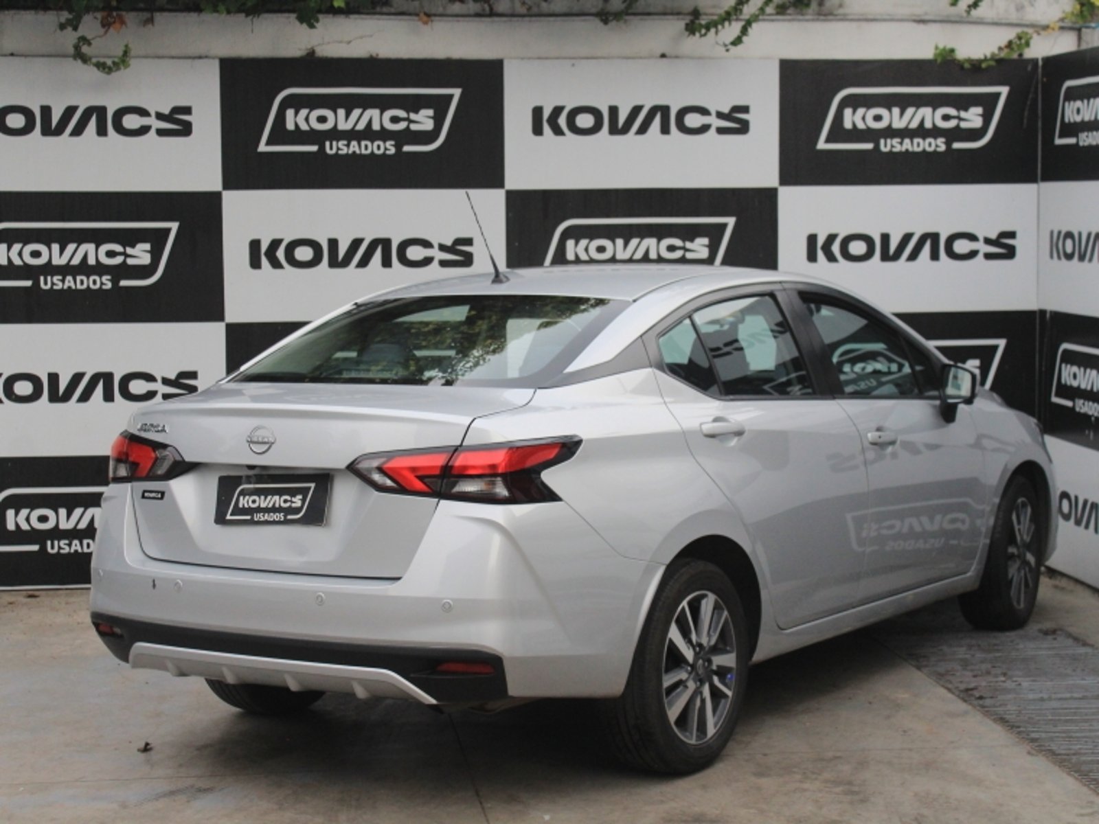 NISSAN VERSA 1.6  SDVANCE  MT 2024 - Imagen 17 de 19