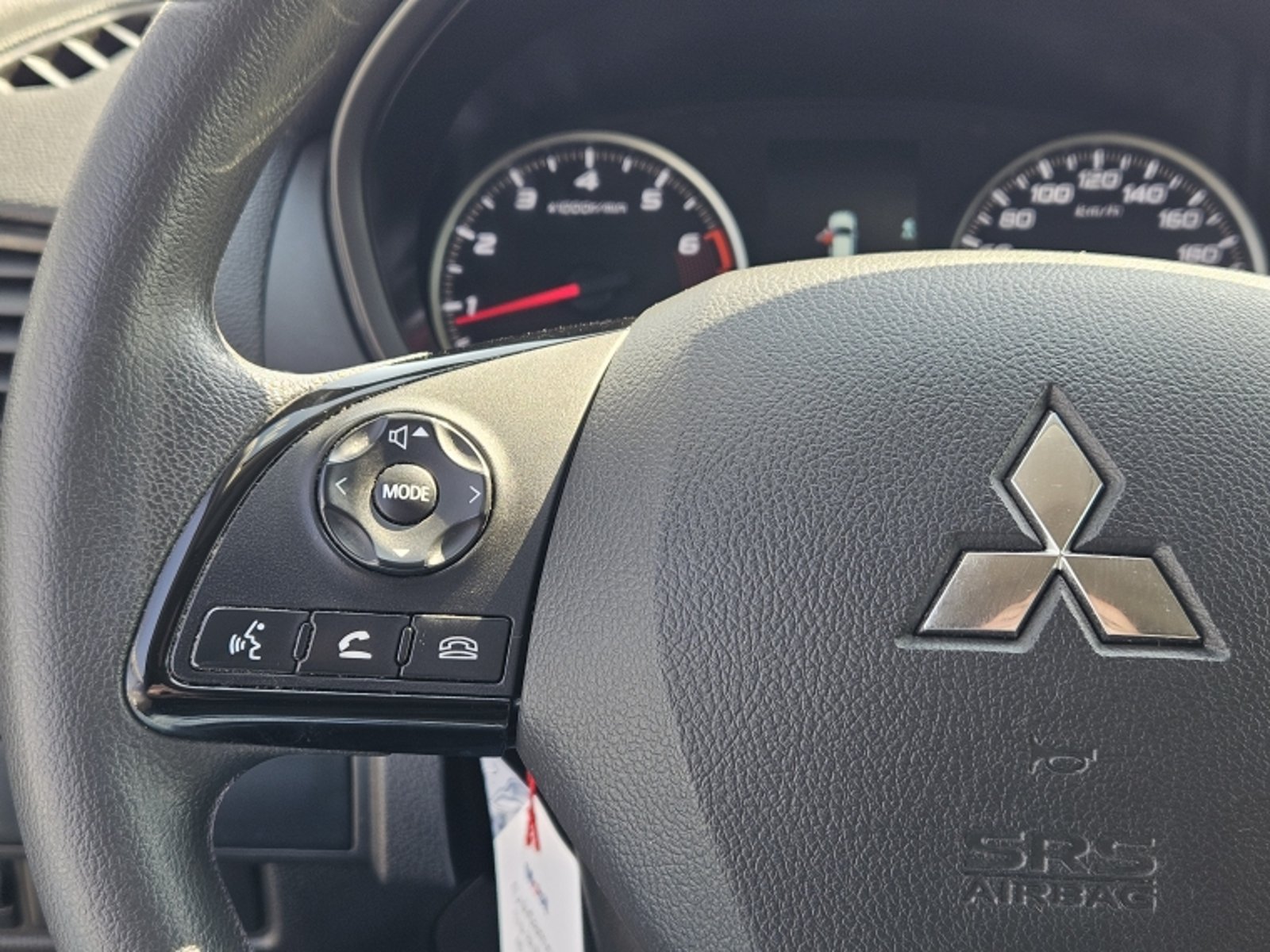 MITSUBISHI ECLIPSE CROSS RX AT 1.5 2023 - Imagen 17 de 19