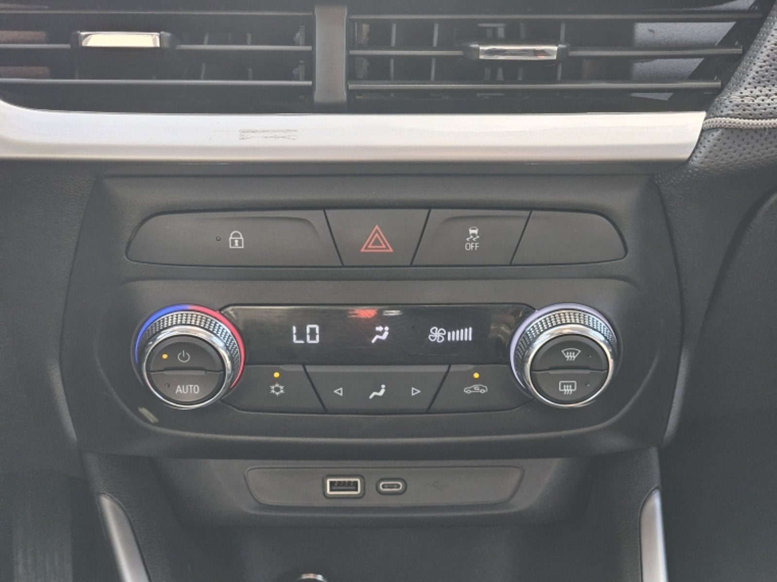CHEVROLET MONTANA 1.2 PREMIER MT 2024 - Imagen 11 de 20