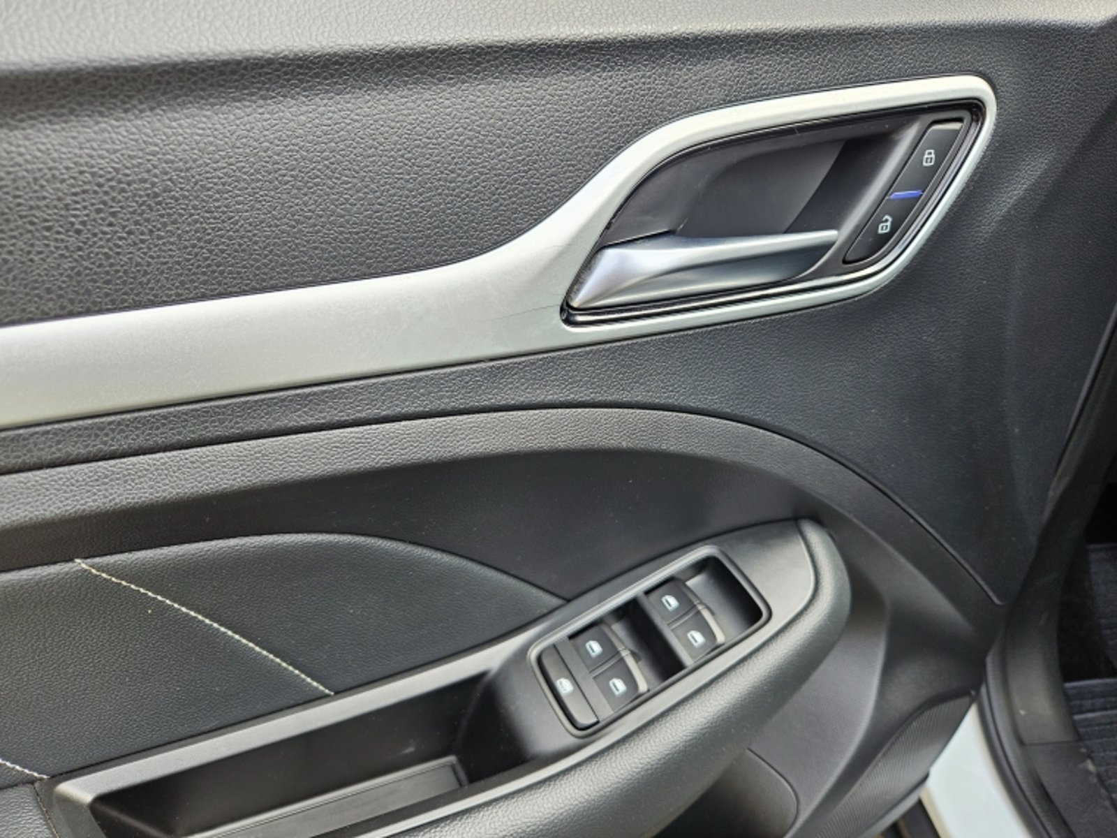MG ZS 1.5 COM MT 2022 - Imagen 11 de 19
