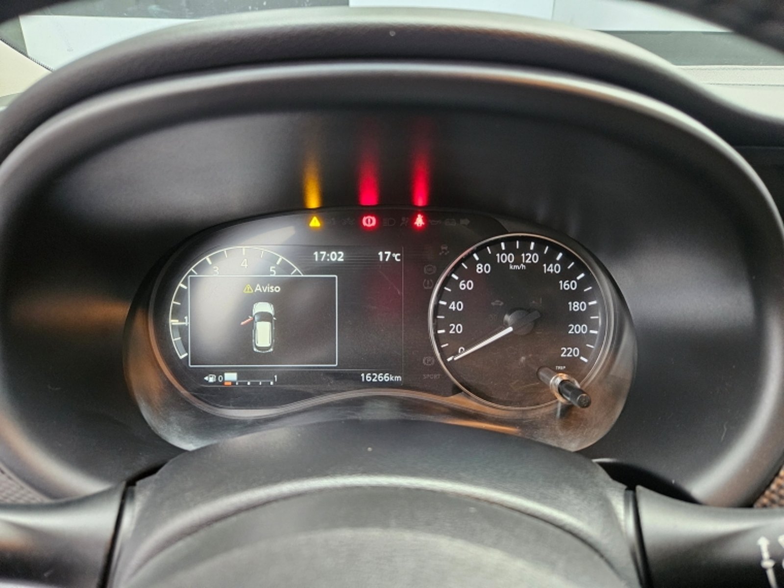 Nissan KICKS 1.6  ADVANCE  MT 2024 - Imagen 16 de 19