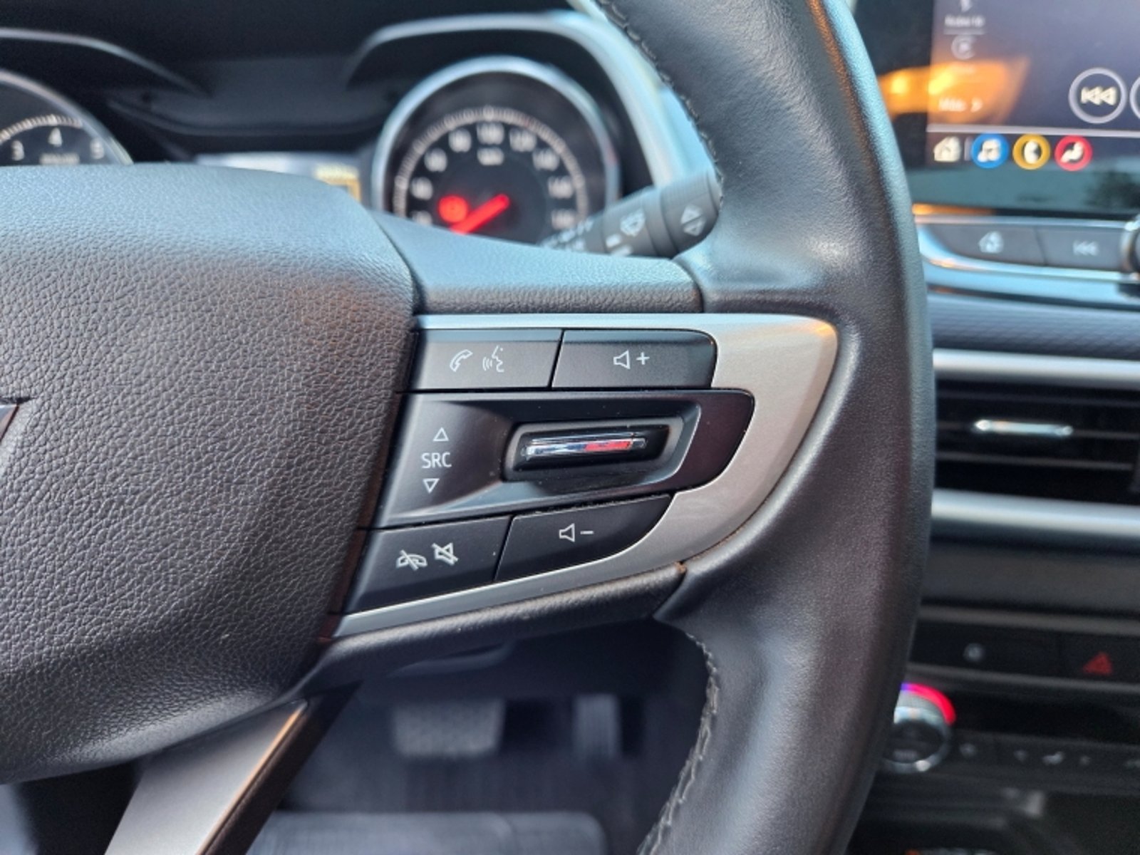 Chevrolet TRACKER 1.2 PREMIER AT 2022 - Imagen 19 de 20