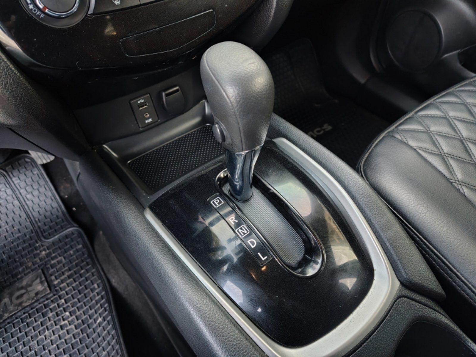 NISSAN X-TRAIL 2.5 SENSE  AT 2021 - Imagen 15 de 19