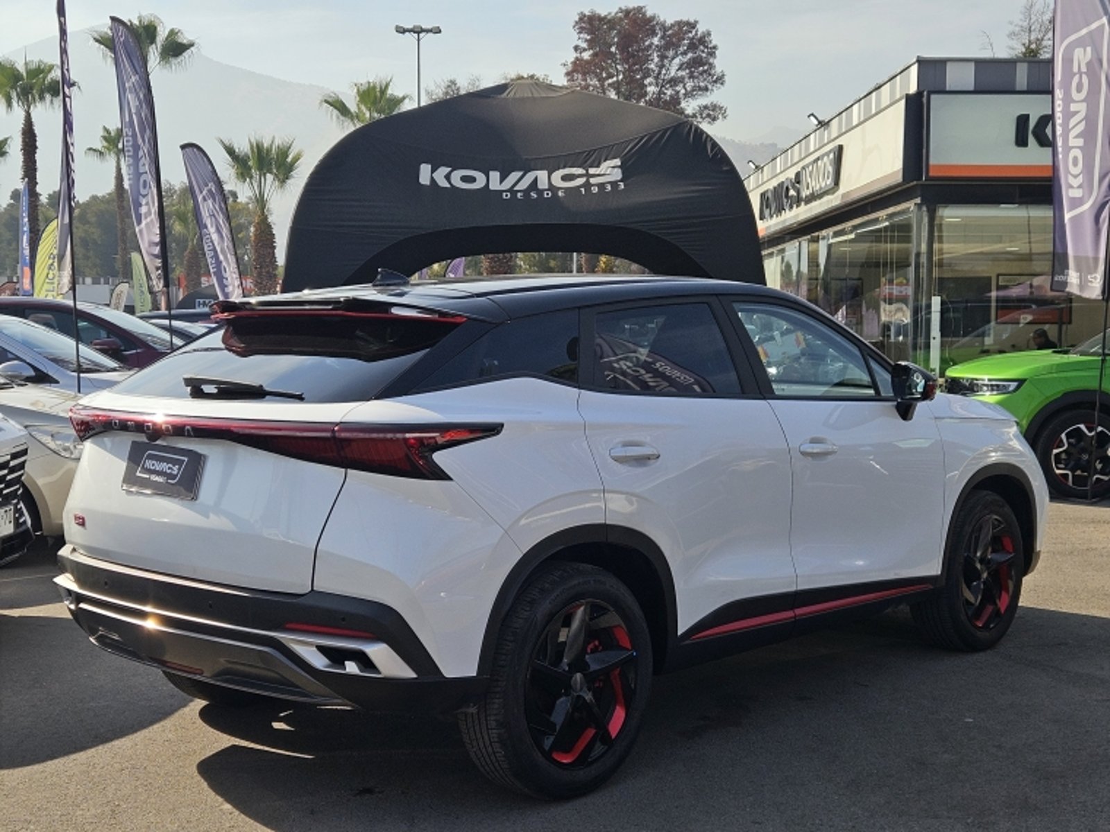 OMODA C5 PRESTIGE 1.6 AUT 2025 - Foto 4 de 20