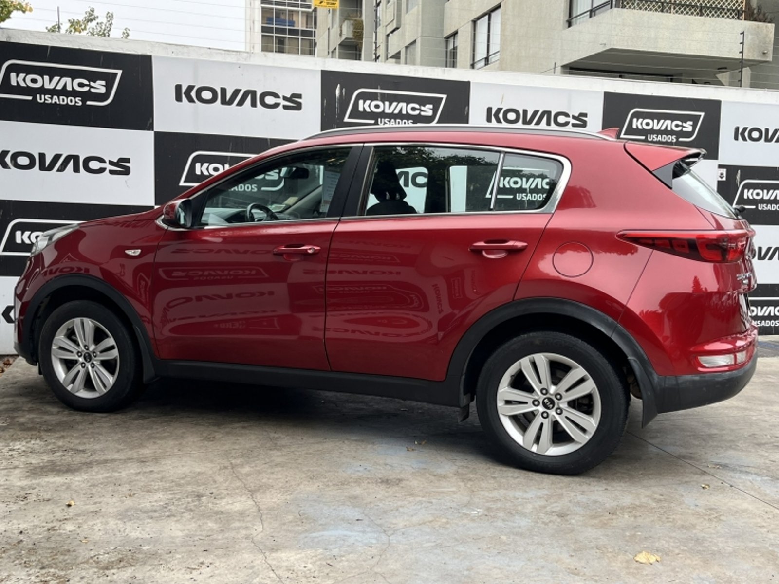 Kia SPORTAGE 2.0  LX   AT 2018 - Foto 2 de 20