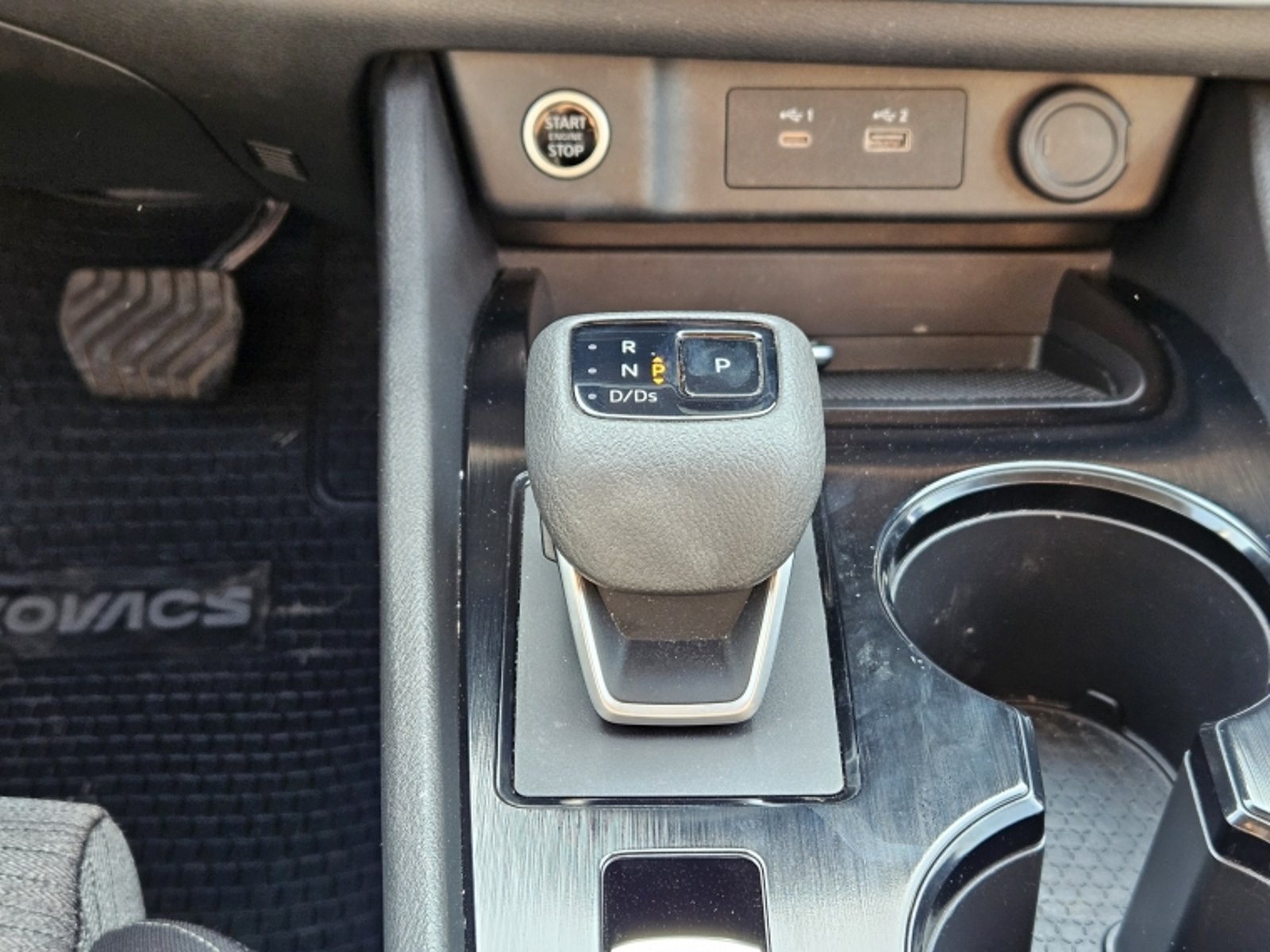 NISSAN X-TRAIL 2.5 SENSE 3ROW AT 2024 - Imagen 13 de 20