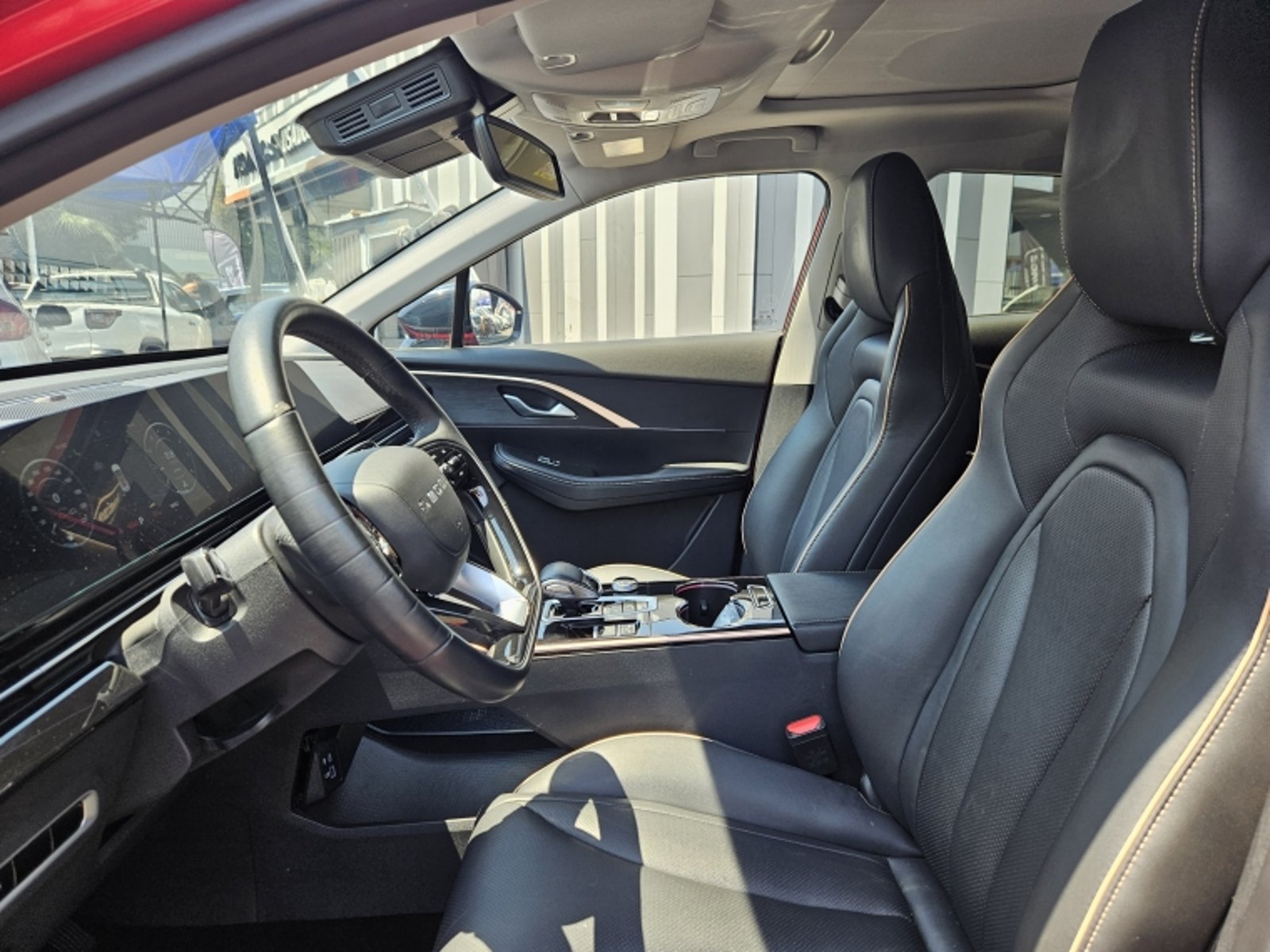 OMODA C5 1.6T PRESTIGE 2024 - Imagen 10 de 20