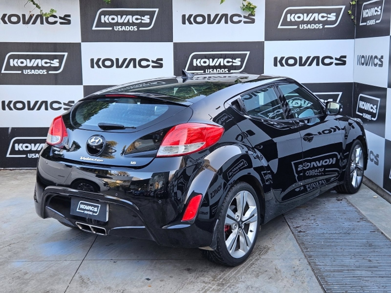 Hyundai VELOSTER 1.6 FS 4DR GLS FULL MT 2016 - Imagen 4 de 19