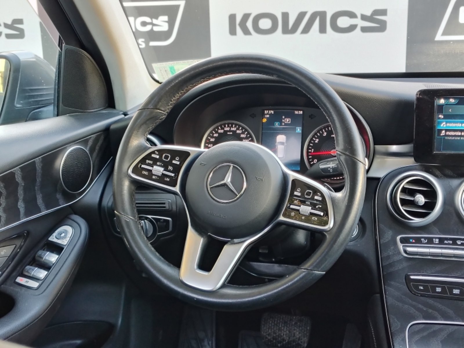 MERCEDES BENZ GLC 200 GLC 200 2.0 AUT 2021 - Imagen 11 de 17