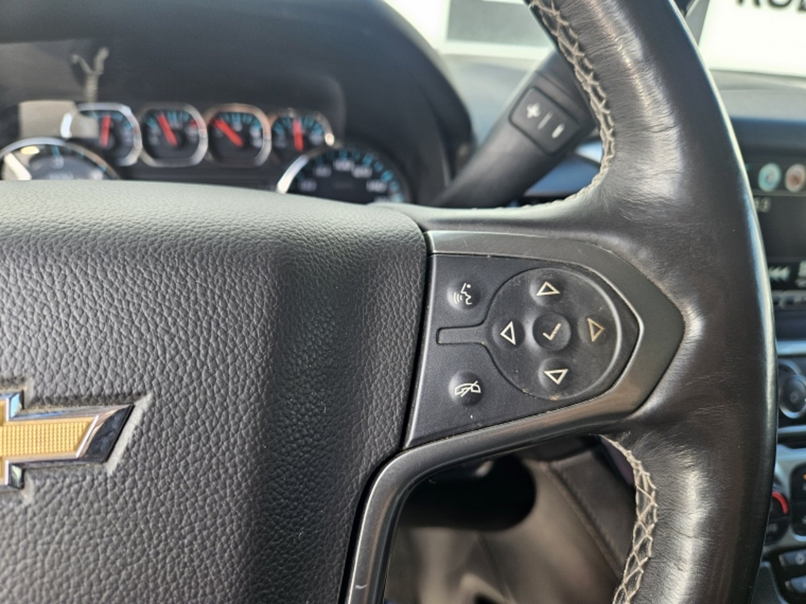CHEVROLET SUBURBAN 2019 - Imagen 17 de 20
