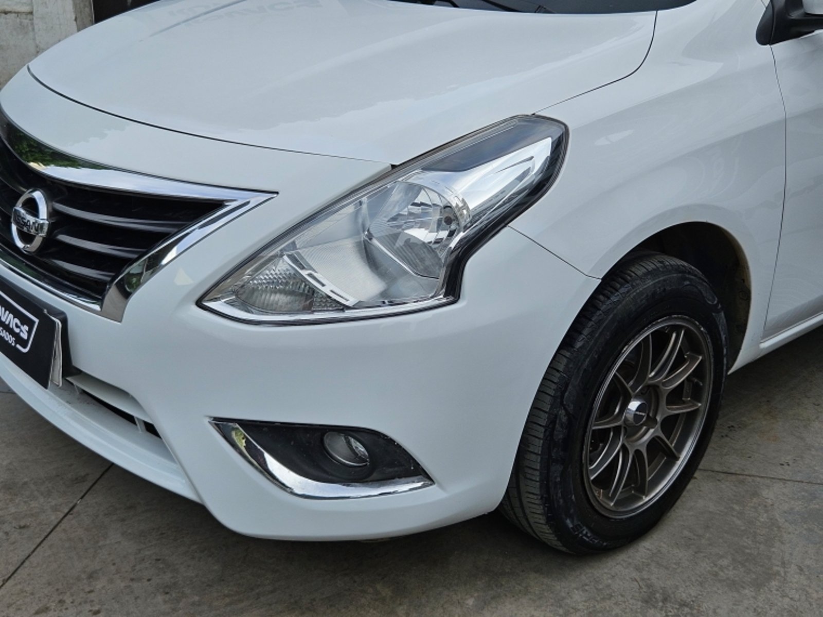 Nissan VERSA 1.6 SENSE  MT 2015 - Foto 2 de 20