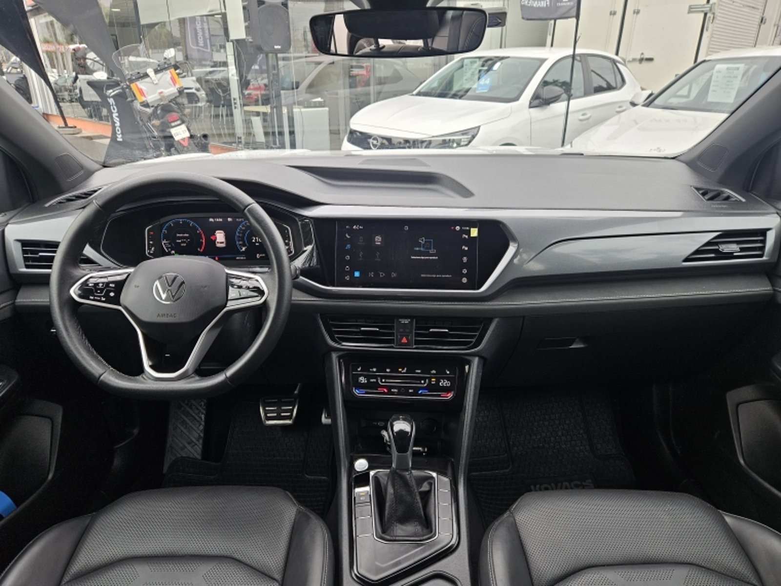 VOLKSWAGEN TAOS TSI 4X2 1.4 AUT 2024 - Imagen 9 de 20