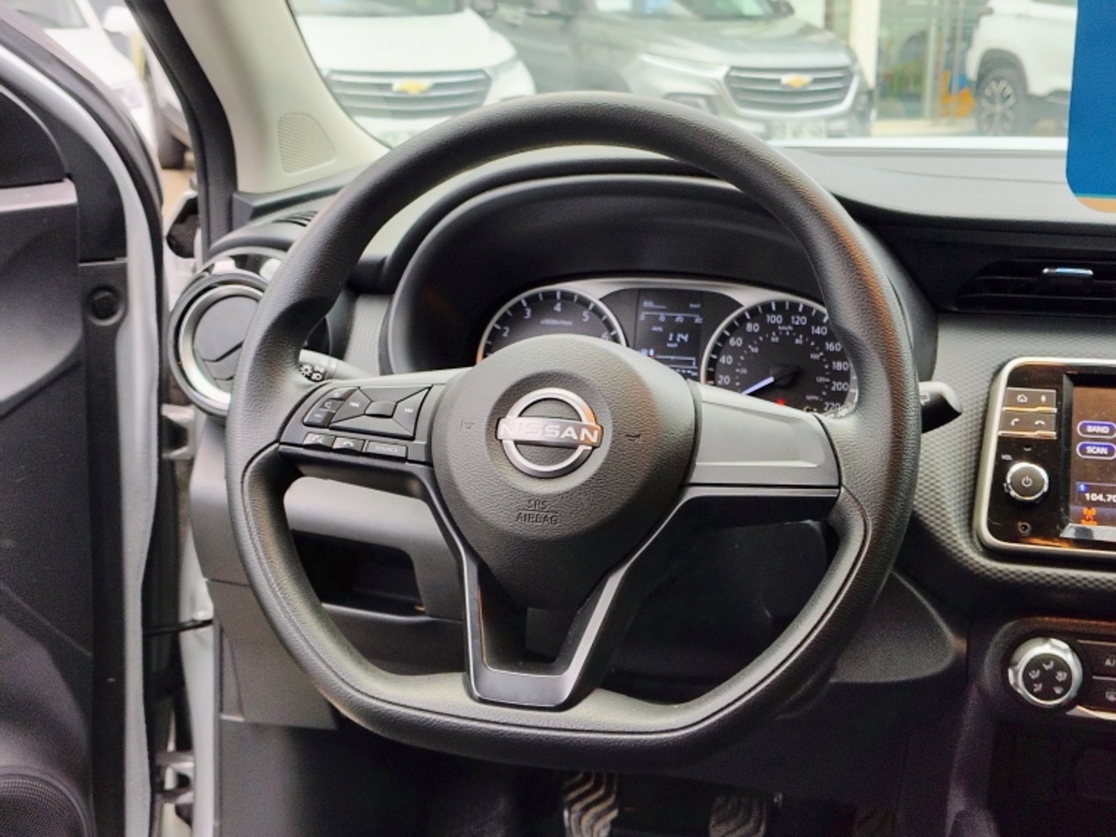 NISSAN KICKS 1.6   SENSE MT 2025 - Imagen 8 de 20