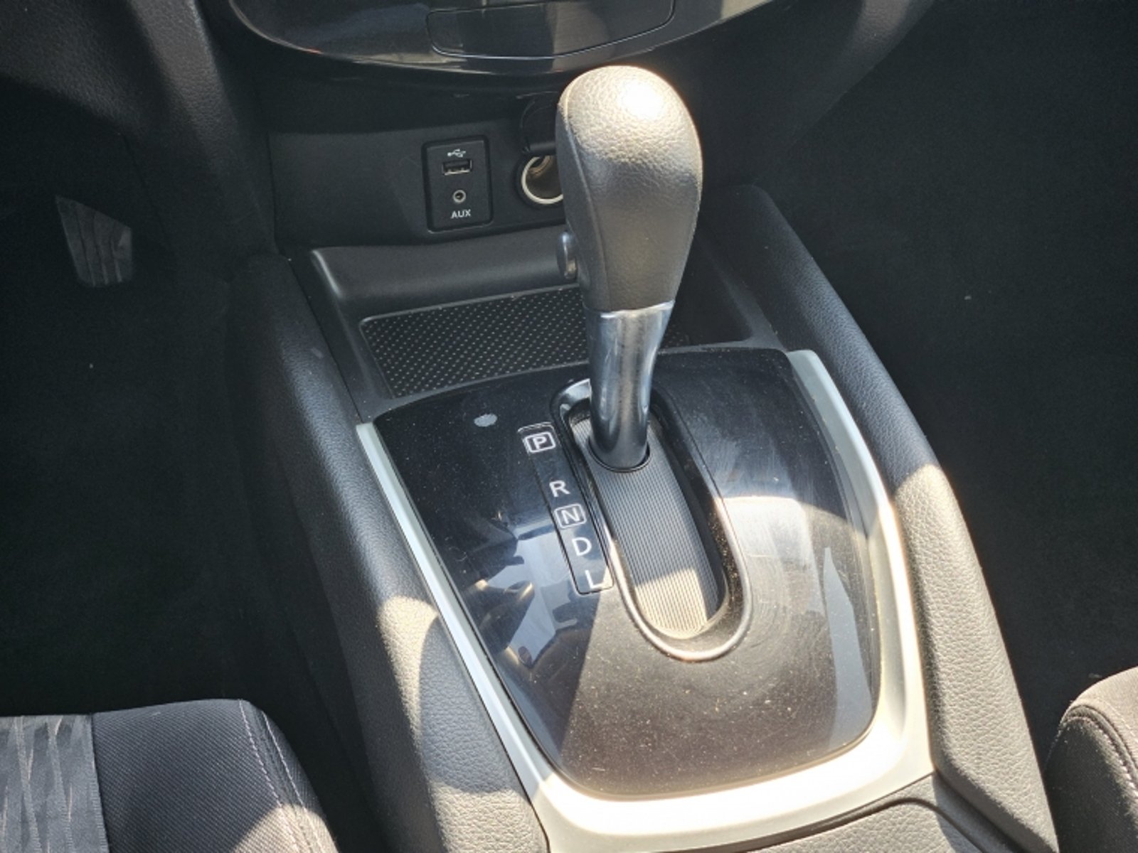 NISSAN X-TRAIL 2.5 SENSE CVT AT 2018 - Imagen 12 de 20