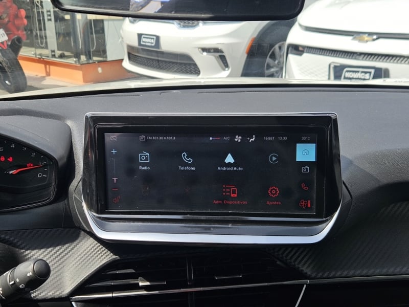 Peugeot 208 STYLE PURETECH 75 1.2 2024 - Imagen 11 de 20