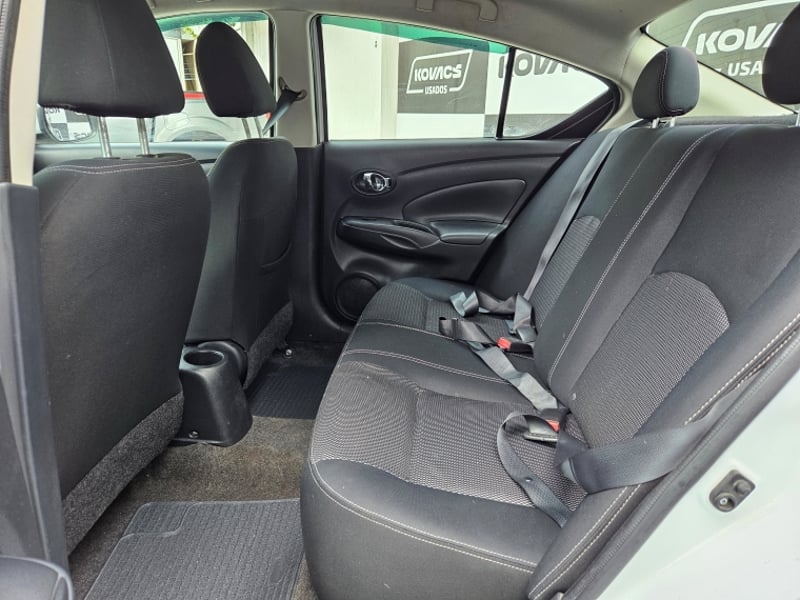 Nissan VERSA 1.6 SENSE  MT 2015 - Imagen 6 de 20