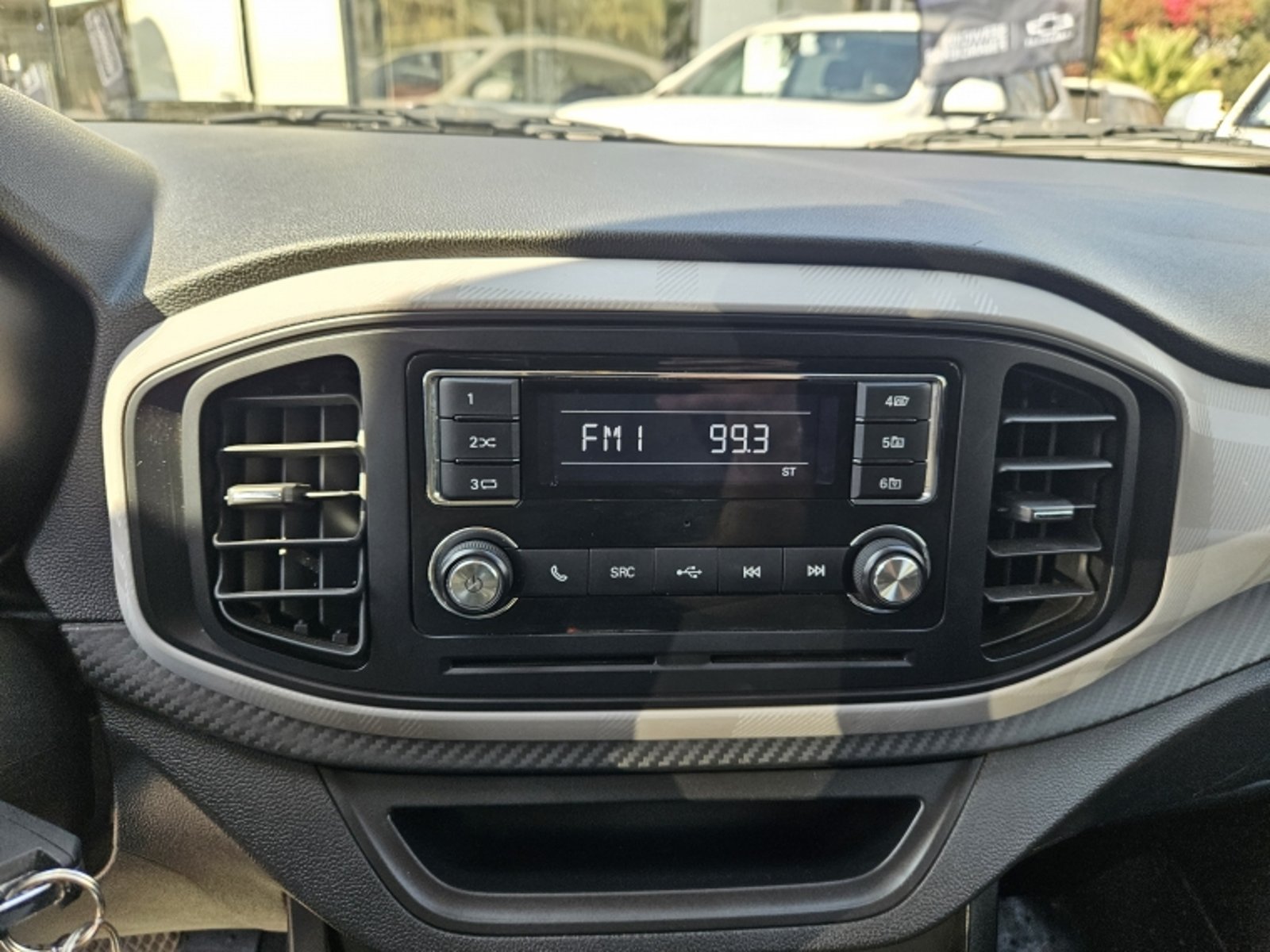 MG 3 1.5  COM  AT 2023 - Imagen 16 de 16