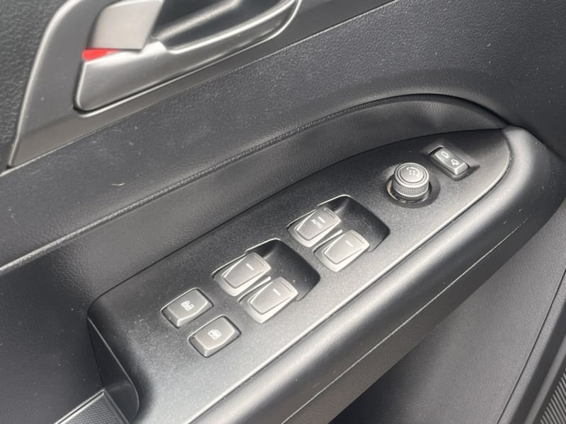 SsangYong MUSSO 2.2 LIMITED PLUS AT 4X4 DIESEL 2023 - Imagen 12 de 20