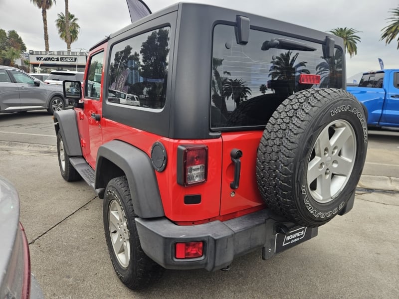 Jeep WRANGLER WRANGLER SPORT 4X4 3.6 AUT 2017 - Imagen 6 de 20