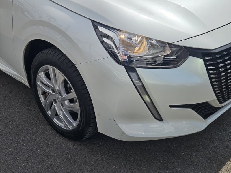 Peugeot 208 STYLE PURETECH 75 1.2 2024 - Imagen 7 de 20