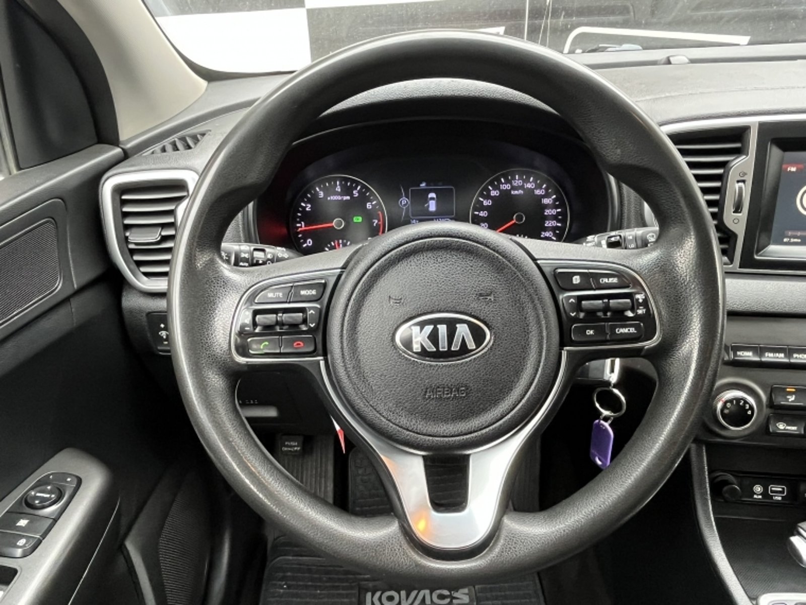 KIA SPORTAGE SPORTAGE 2.0  LX   AT 2018 - Imagen 16 de 20