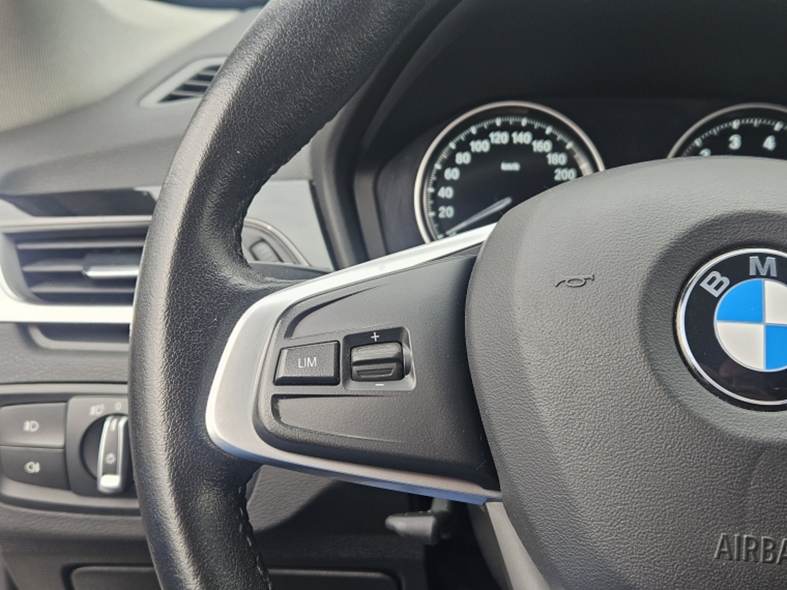 BMW X1 1.5 SDRIVE18I COMFORT AT 2022 - Imagen 18 de 20