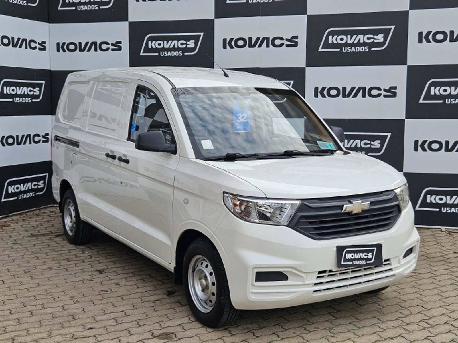 Chevrolet N400 1.5 MAX AC MT 2023 - Imagen 4 de 16