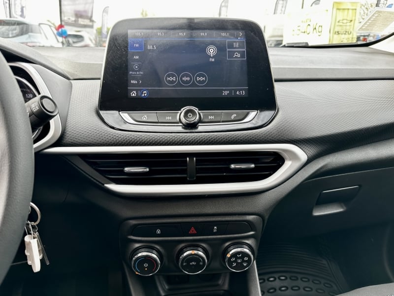 Chevrolet TRACKER 1.2 LTZ MT 2023 - Imagen 13 de 18