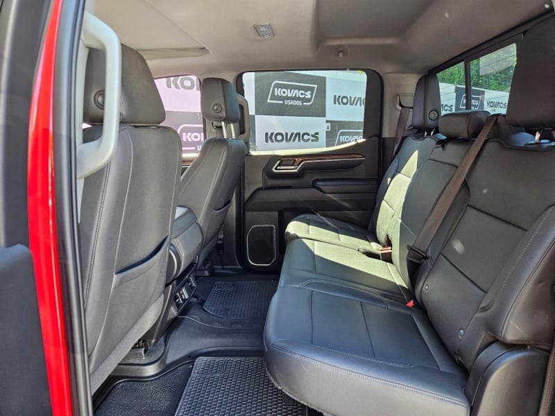 Chevrolet SILVERADO 5.3  CC LT TB  AT 2023 - Imagen 8 de 19