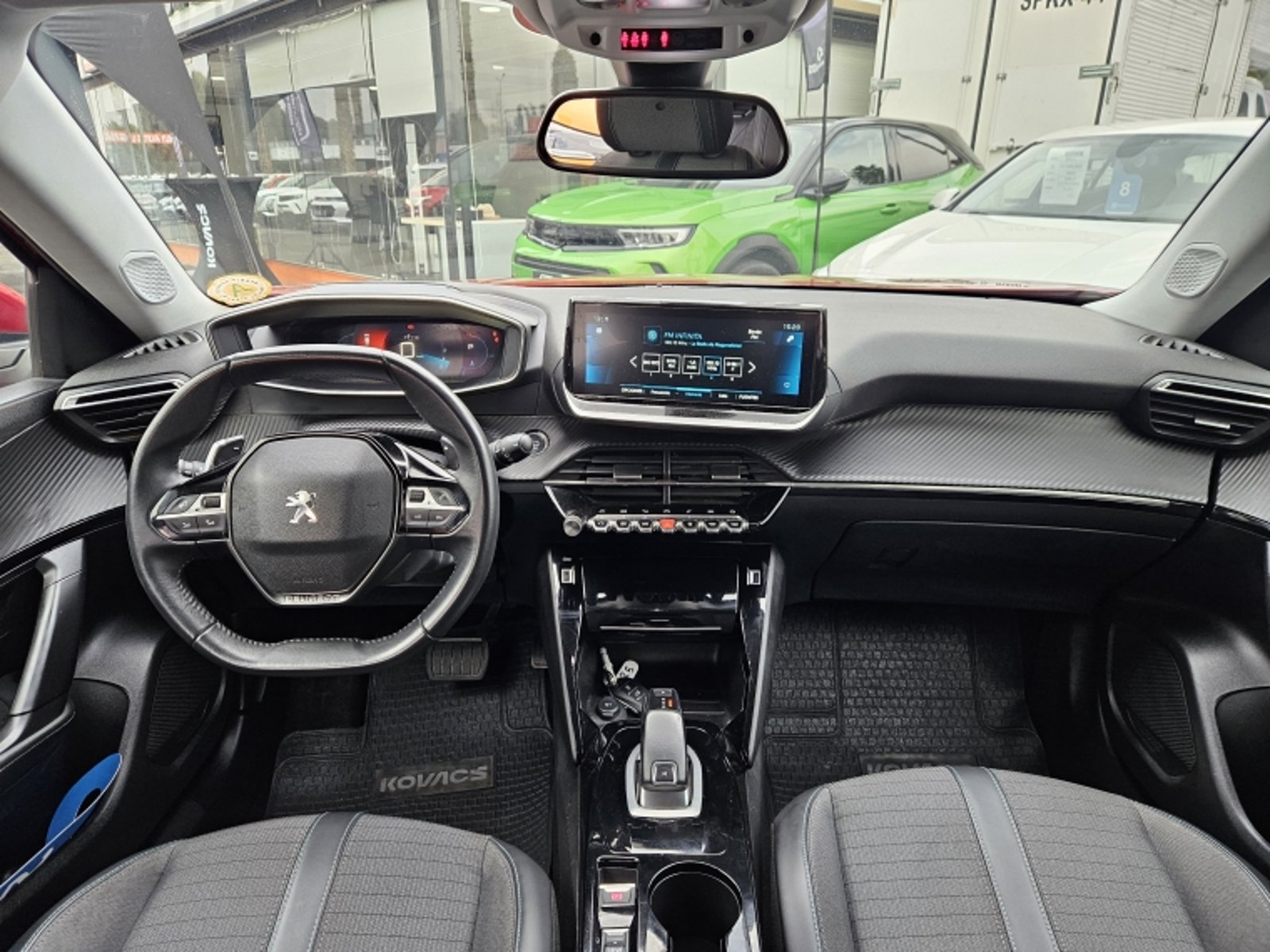 PEUGEOT 2008 1.2 ALLURE PACK PURETECH 130 AT 2008 - Imagen 9 de 20