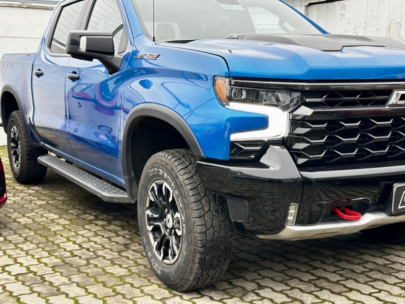 Chevrolet SILVERADO 6.2 AUT 2023 - Imagen 4 de 20