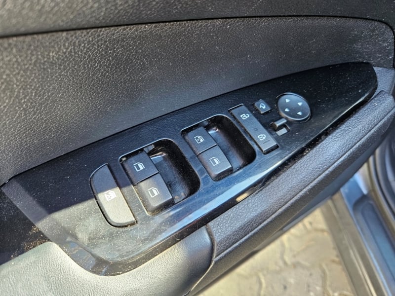 Kia SPORTAGE 2.0L EX 8AT DSL 2022 - Imagen 13 de 19