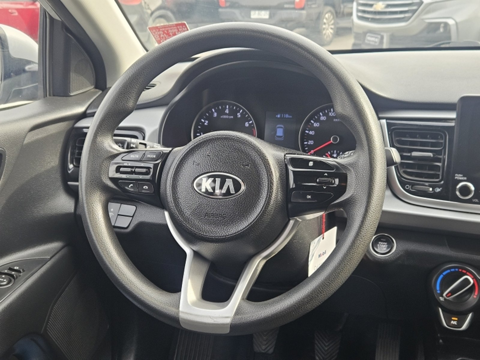 KIA RIO 5 EX 1.4 MT 2021 - Imagen 13 de 20