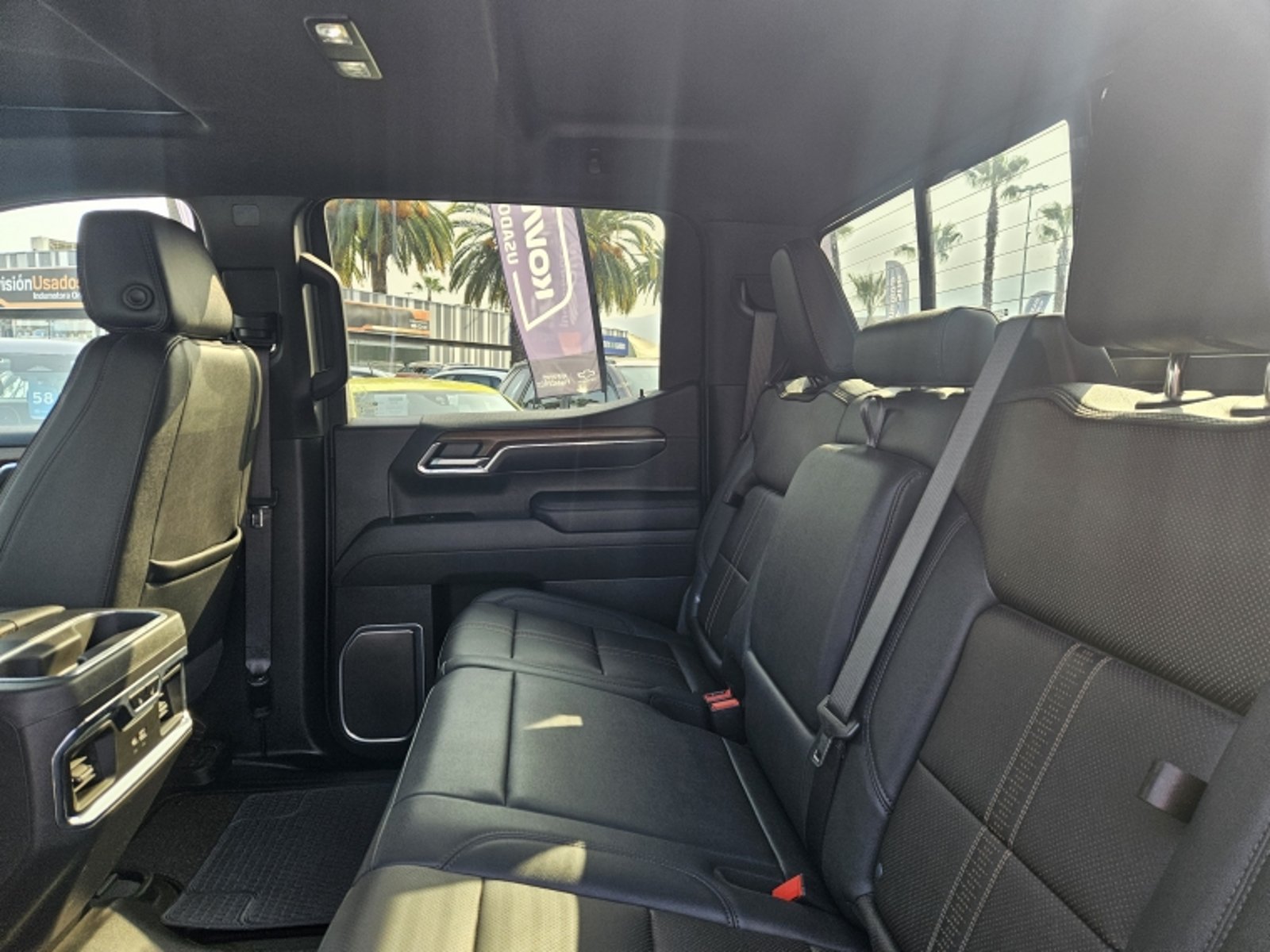 Chevrolet SILVERADO SILVERADO 3.0TD HC AT 4WD 2025 - Imagen 8 de 20