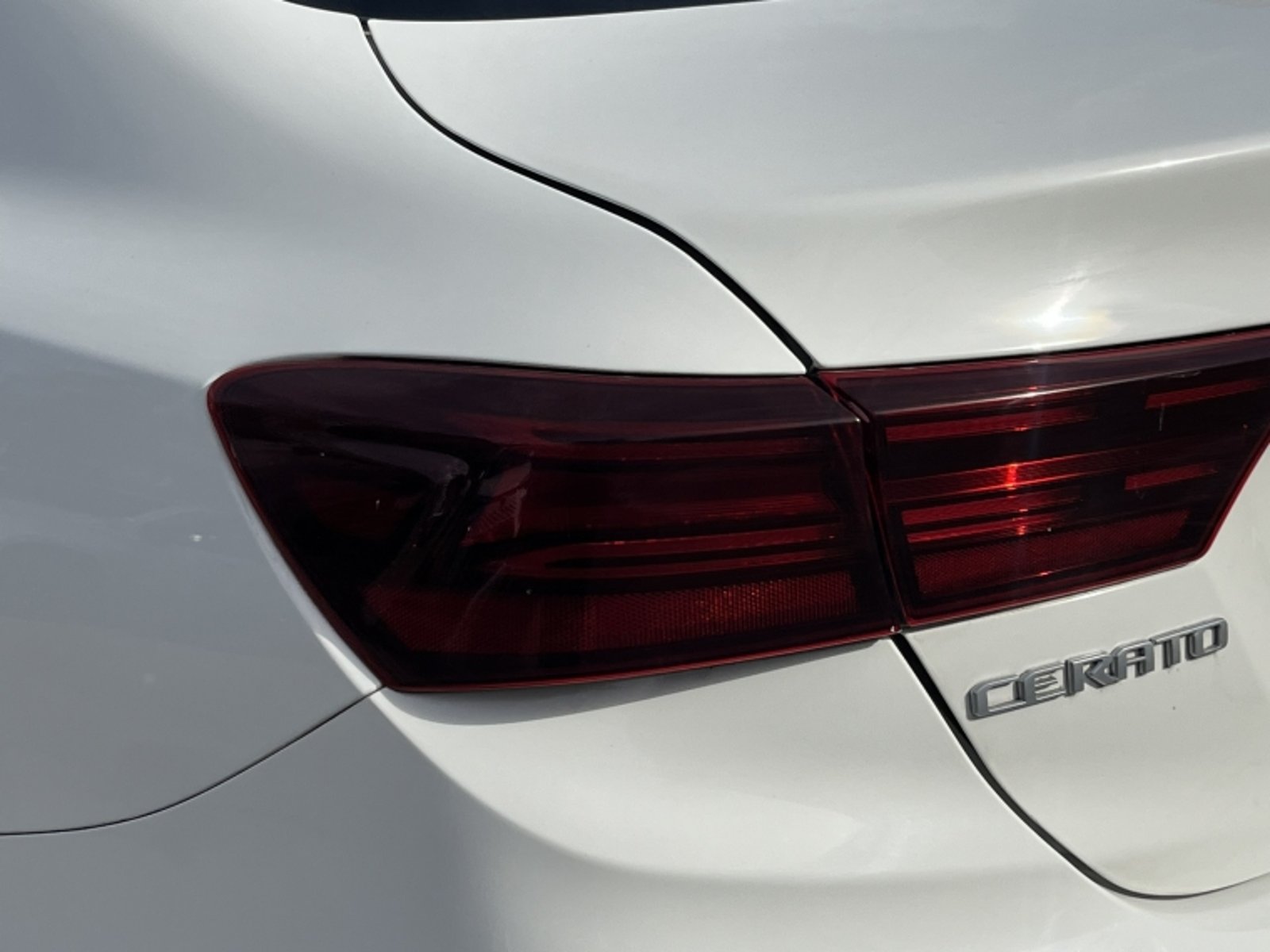 KIA CERATO EX 1.6L 6AT FULL 2022 - Imagen 11 de 20