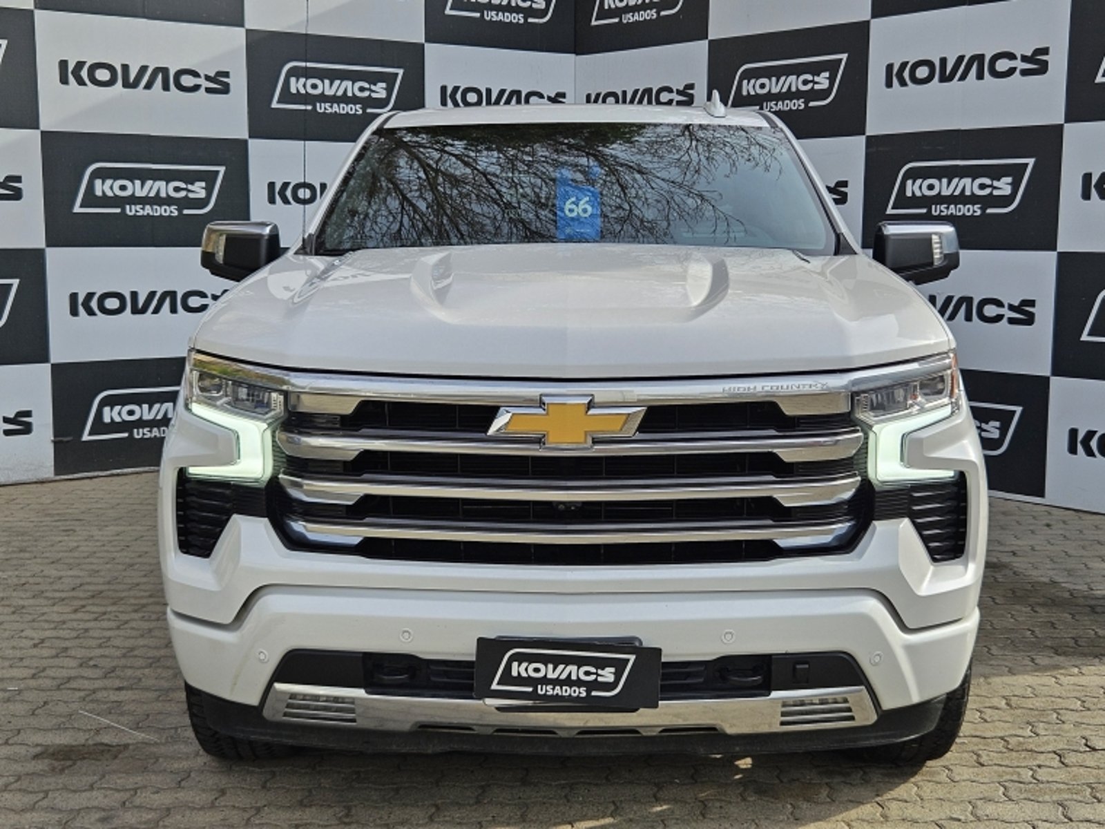 Chevrolet SILVERADO 3.0 TD HIGH COUNTRY AT 4X4 DIESEL 2023 - Foto 3 de 20